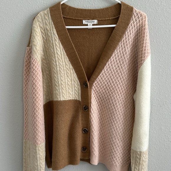 BeachLunchLounge Women's Colorblock Button Cardigan medium - Picture 3 of 8